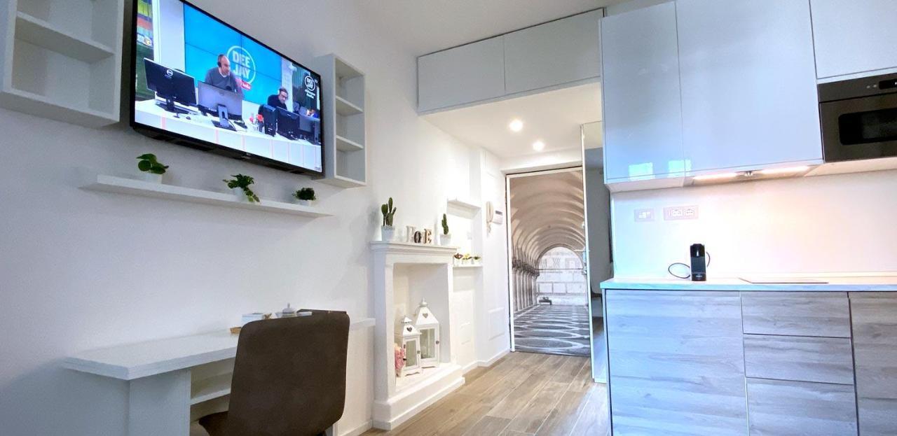 Marghera35 Apartment: stile e comodità in centro Milan Extérieur photo